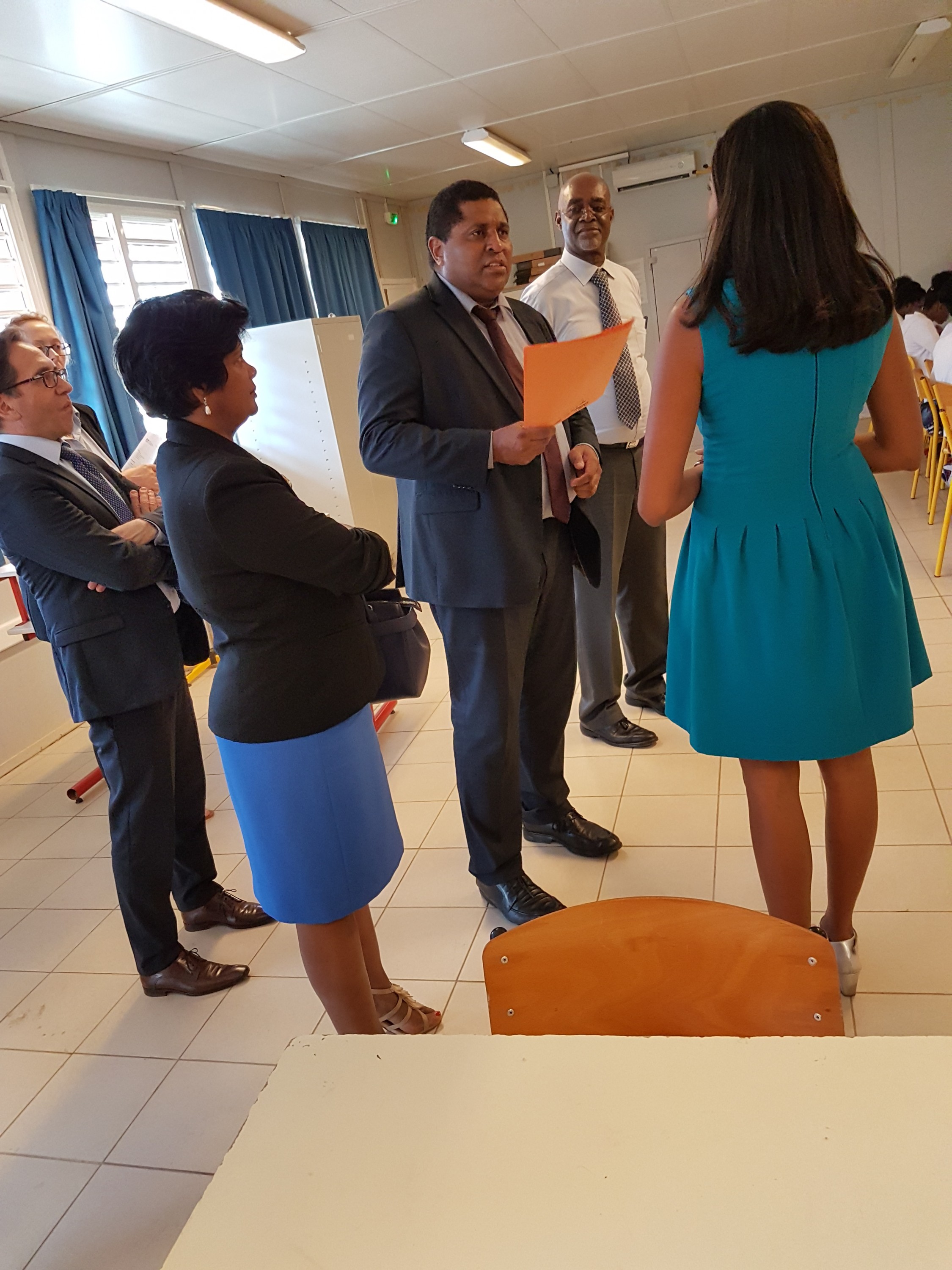 Visite de M. le Recteur au collège de Quartier d'Orléans le 20 décembre 2016 Visite de M. le Recteur au collège de Quartier d'Orléans le 20 décembre 2016