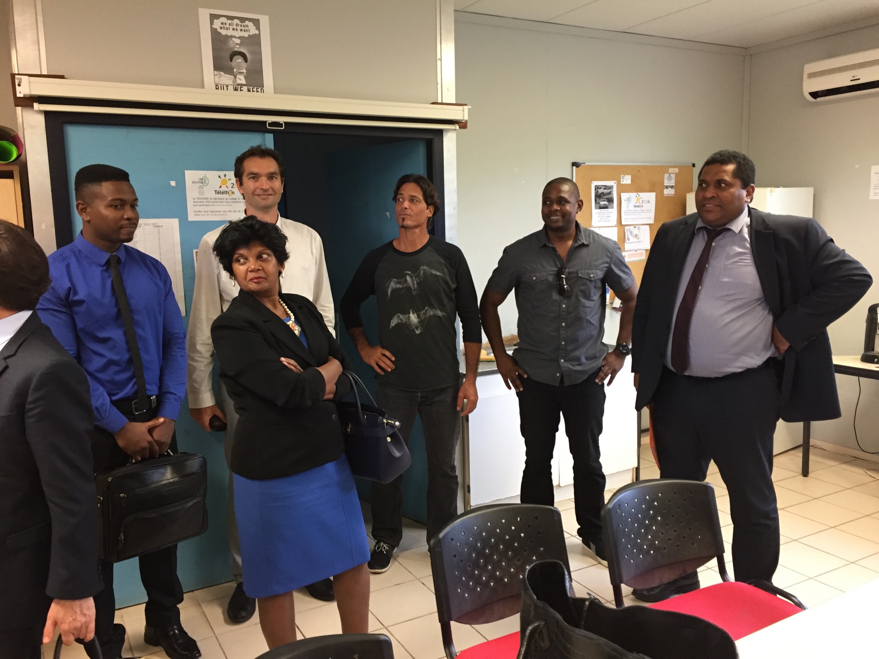 Visite de M. le Recteur au collège de Quartier d'Orléans le 20 décembre 2016 Visite de M. le Recteur au collège de Quartier d'Orléans le 20 décembre 2016